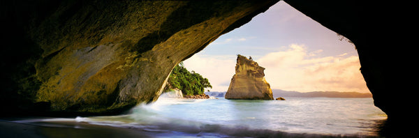 Rock formations in the Pacific Ocean, Cathedral Cove, Coromandel, East Coast, North Island, New Zealand