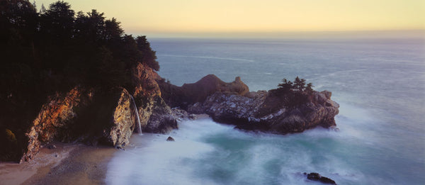 McWay Cove withÊMcWay Falls, Julia Pfeiffer Burns State Park, California, USA