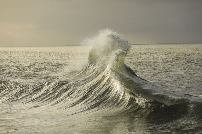 Waves in the Pacific Ocean, San Pedro, Los Angeles, California, USA