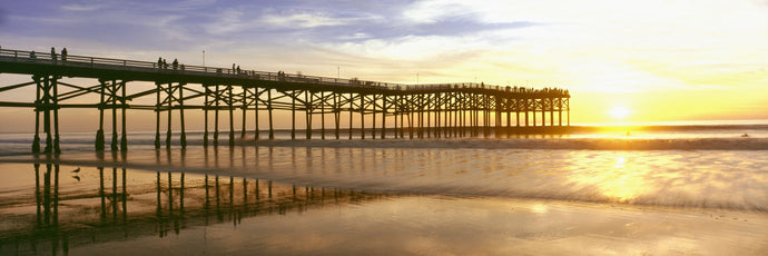 People on pier at sunset, Crystal Pier, Pacific Beach, San Diego, California, USA