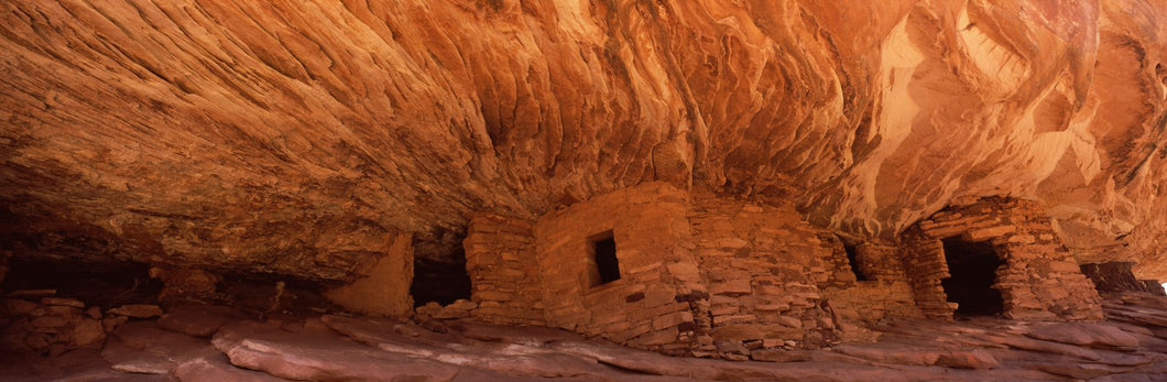 Dwelling structures on a cliff, House Of Fire, Anasazi Ruins, Mule Canyon, Utah, USA