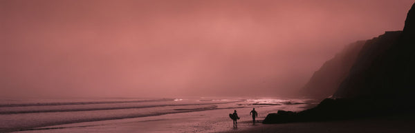 USA, California, surfers
