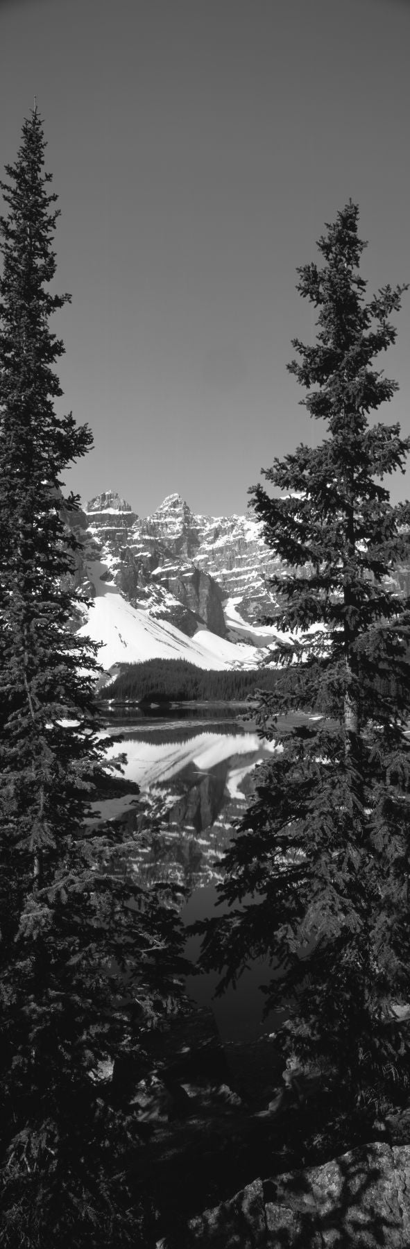 Lake in front of mountains, Banff, Alberta, Canada