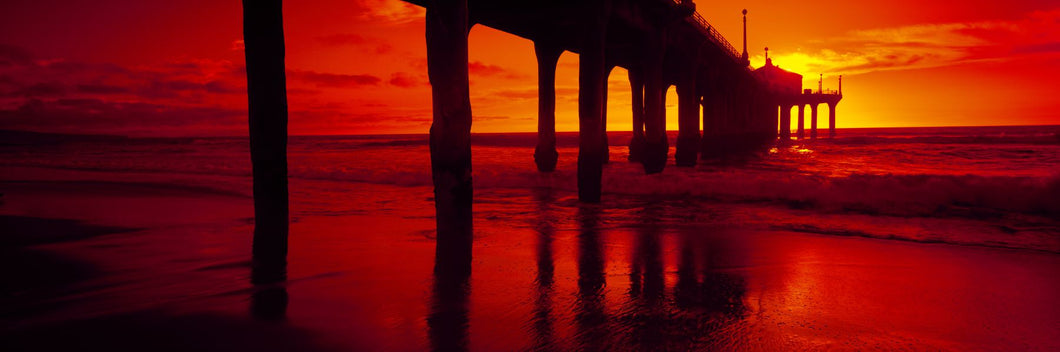 Pier in the Pacific Ocean, Manhattan Beach Pier, Manhattan Beach, Los Angeles County, California, USA