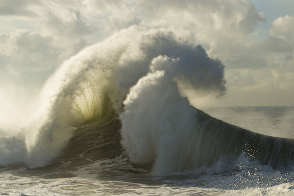 Waves in the Pacific Ocean, San Pedro, Los Angeles, California, USA