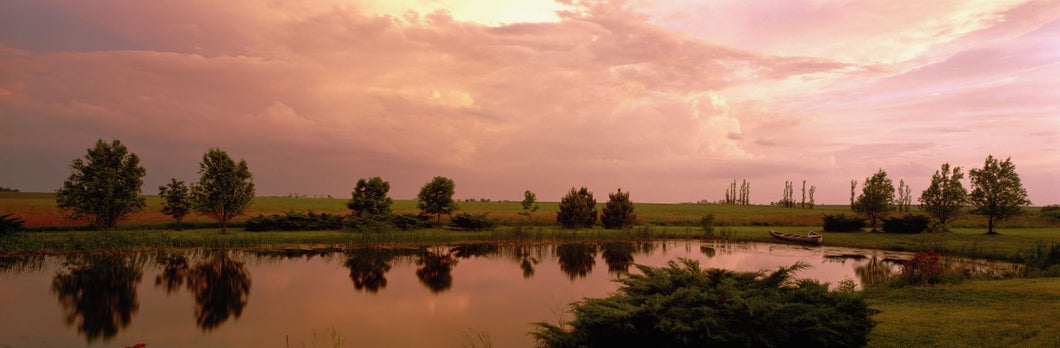 Country pond IL USA